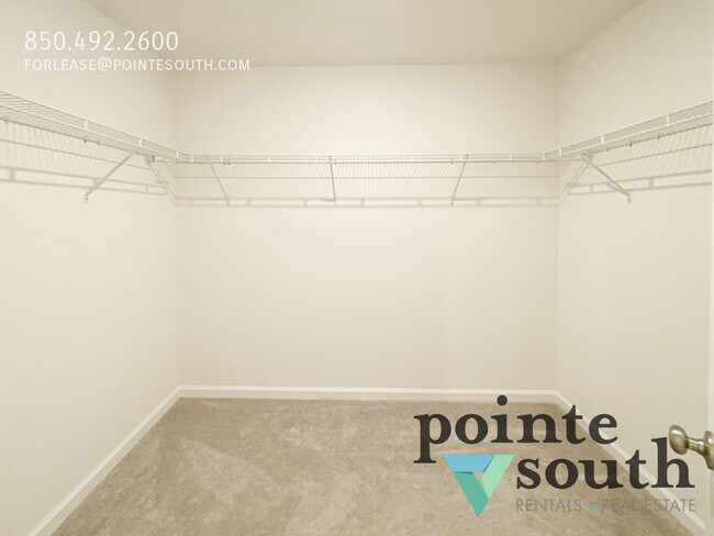 Building Photo - 4631 Carlstrom Ln