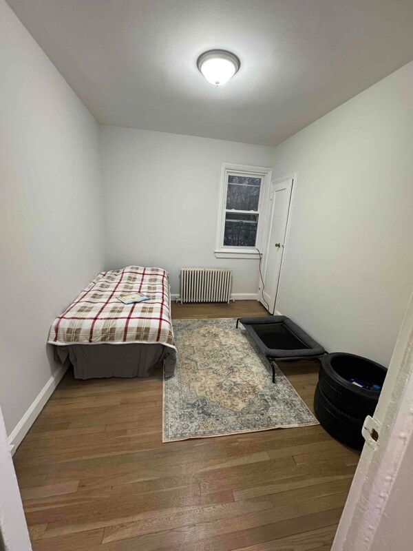 Building Photo - 42 Fordham St