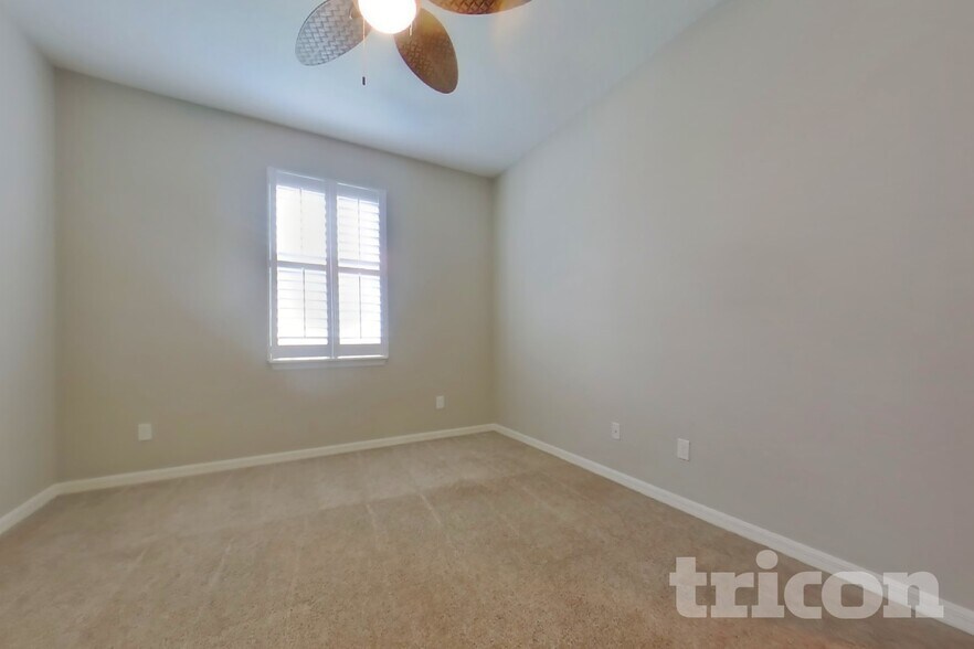 Building Photo - 37028 Scenic Pine Dr