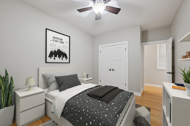 Building Photo - 2742 N Bosworth Ave