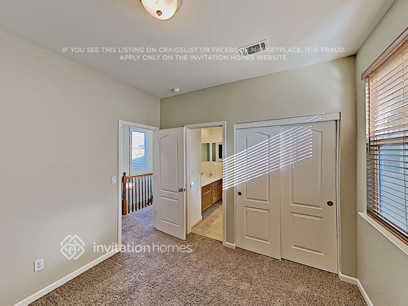Building Photo - 2405 White Dr