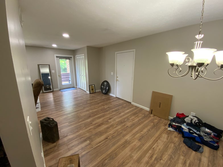 Building Photo - 14801 Winding Way