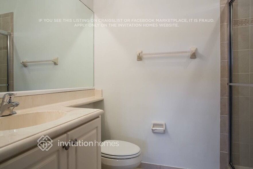 Building Photo - 1382 Vía De Pepi