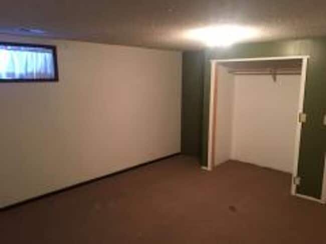 Building Photo - SINGLE FAMILY HOME HORSE PROPERTY ON PRAIRIE AVENUE (APP#106)