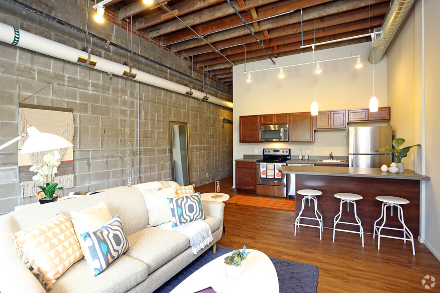 Living Room - The Rochester Apartments