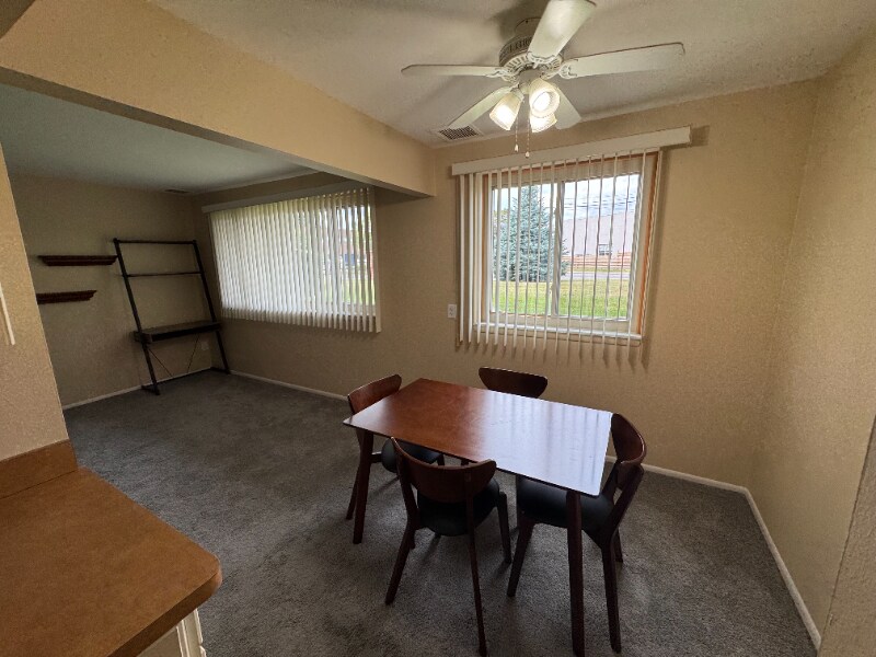 Building Photo - 103 Riviera Dr