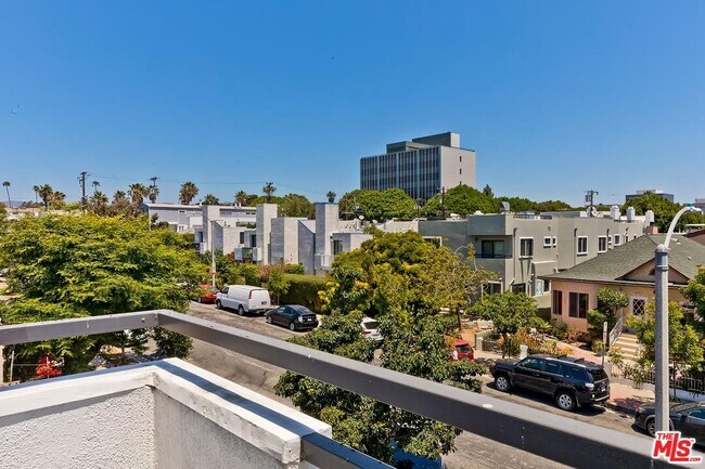 Building Photo - 1248 24th St