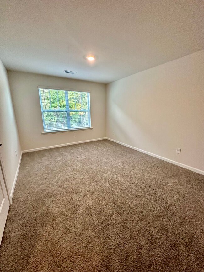 Building Photo - Spacious 5-bedroom home in Monroe, NC!