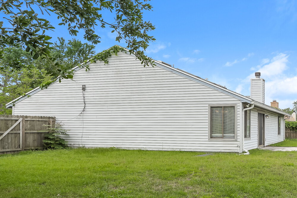 Building Photo - 4767 Wassail Dr