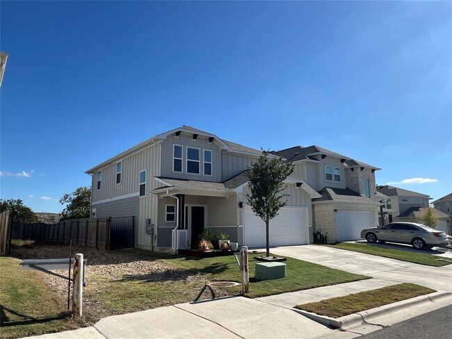 Building Photo - 11305 Sentinel Dr