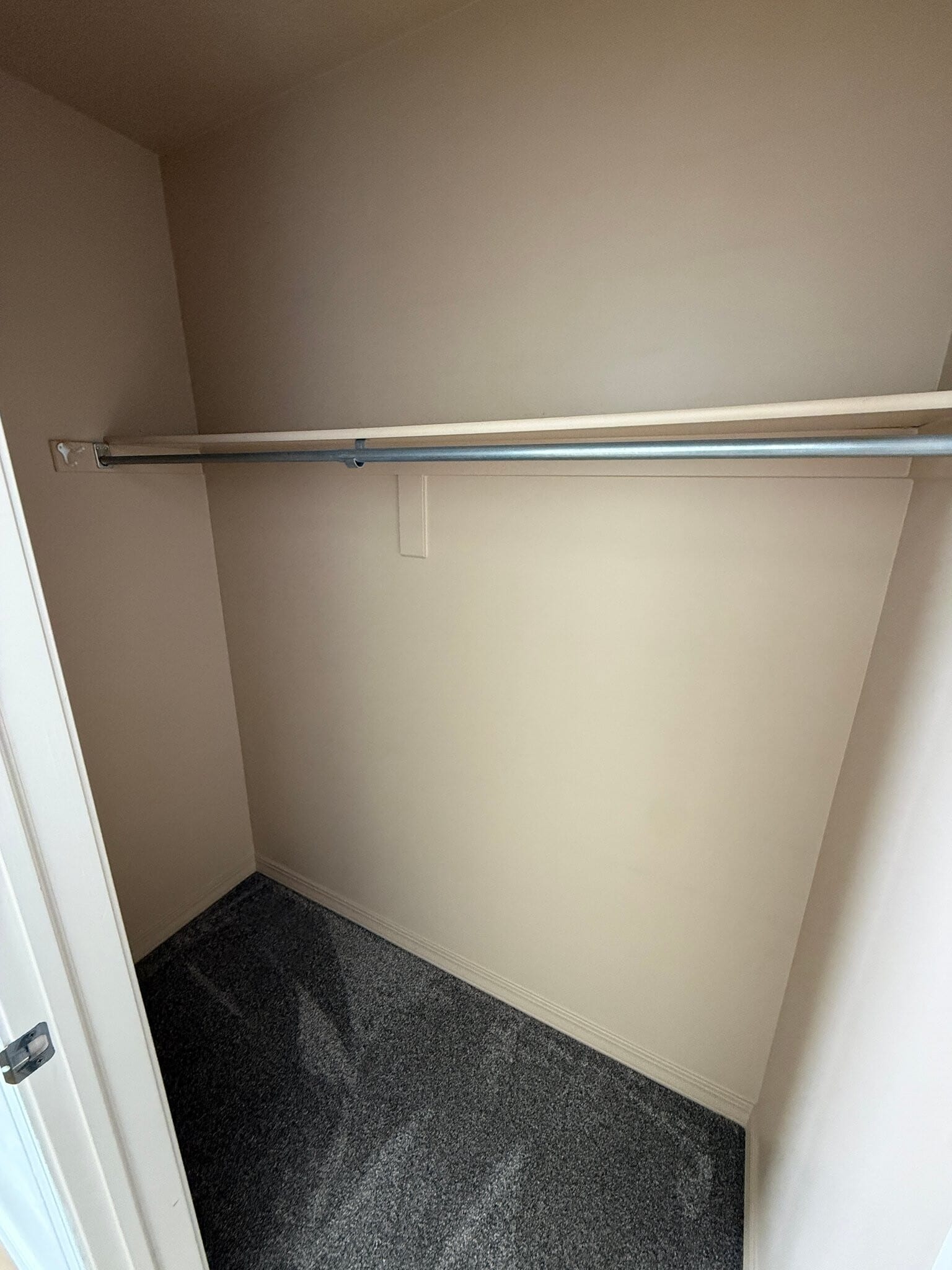 Building Photo - 597 E 1590 S