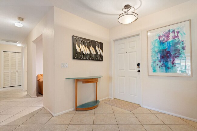 Building Photo - 7423 Dickens Dr