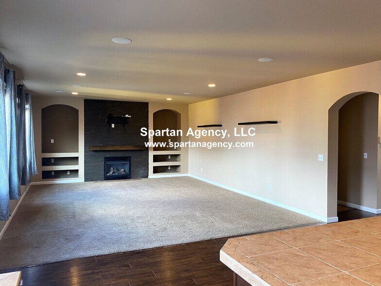 Building Photo - 13716 77th Avenue Ct E