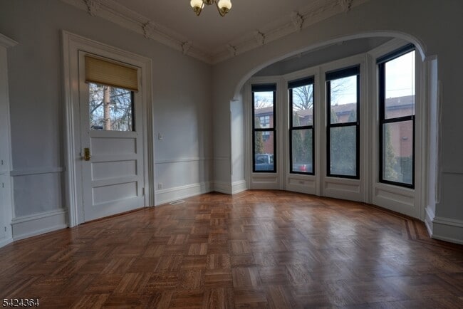 Building Photo - 355 W Milton Ave