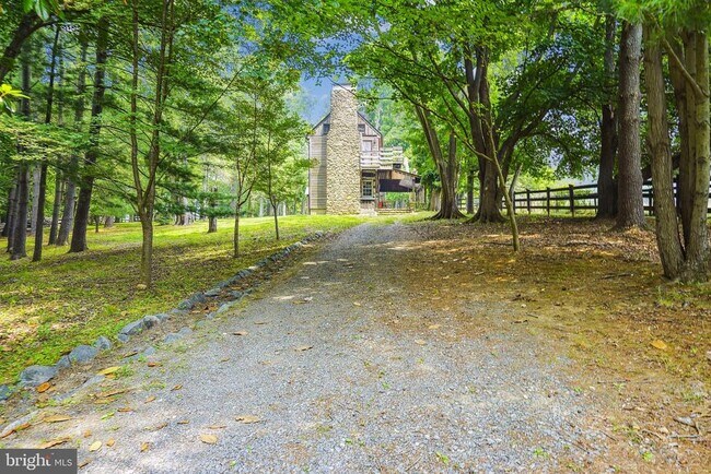 Building Photo - 18285 Foundry Rd