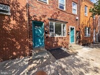 Building Photo - 2603 E Somerset St