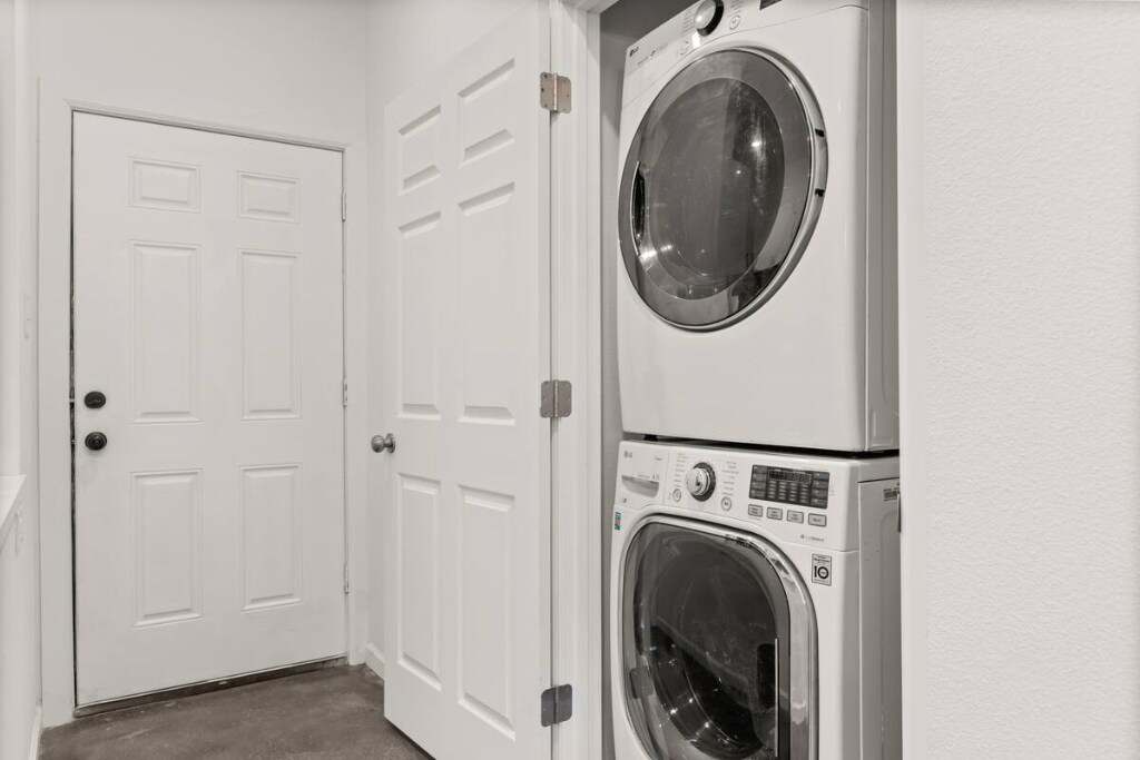 Building Photo - 1835 Dawson St