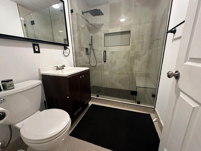 Building Photo - 1621 N 71st Ave