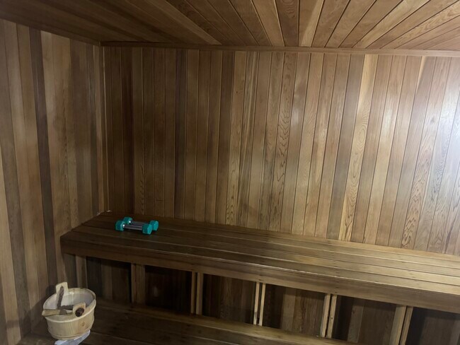 Building Photo - 356 Moorings Dr