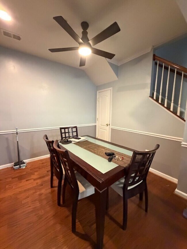 Building Photo - TASKERS CHANCE TOWNHOUSE FOR RENT