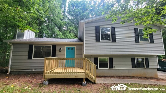 Building Photo - 1909 Suwanee Valley Rd NW