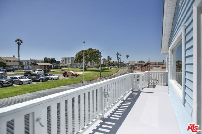 Building Photo - 17165 Pacific Coast Hwy
