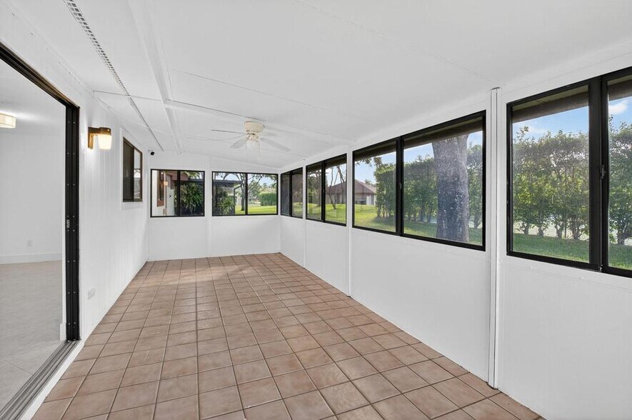 Building Photo - 29 Fawlkland Cir