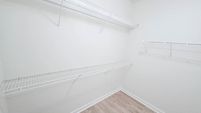 Building Photo - 701 Pipers Ln