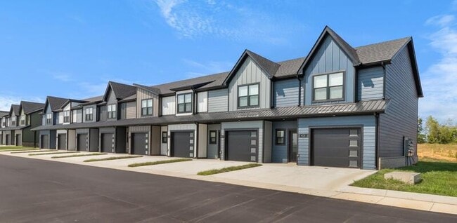 Primary Photo - 406 Jonathan Wade Cir