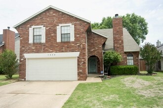 Building Photo - 7535 S Trenton Pl