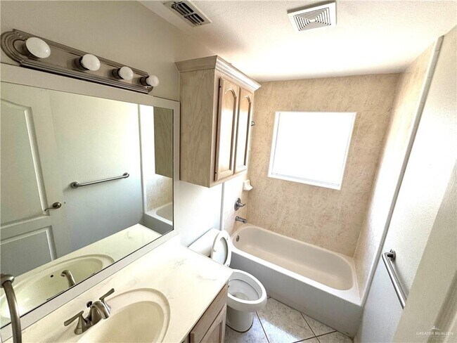 Building Photo - 16 N 45th St