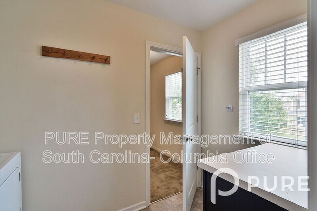 Building Photo - 433 Drooping Leaf Rd