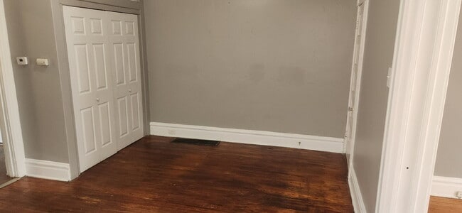 Building Photo - 4643 Louisiana Ave