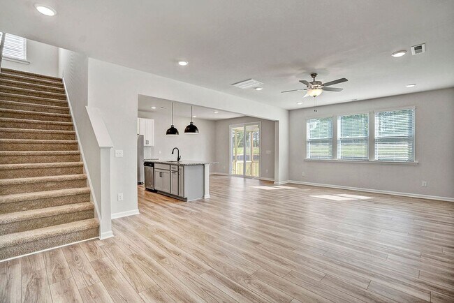 Building Photo - 160 Wood Orchid Ln