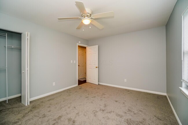 Building Photo - 3307 Eisenhower Rd