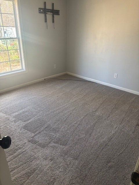 Building Photo - 397 Lester Dr