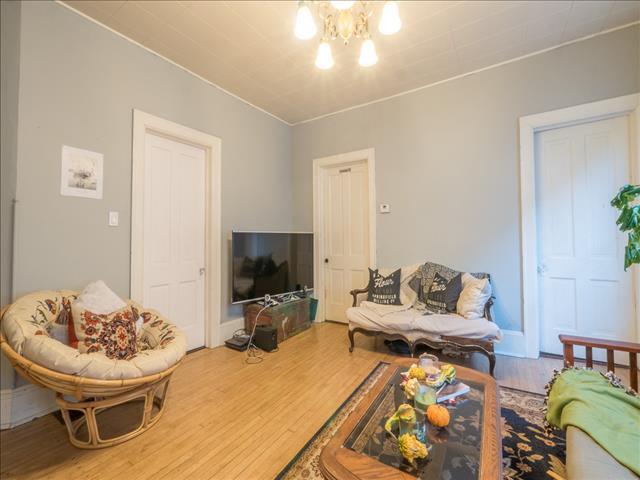 Living Room - 2579 N Bartlett Ave