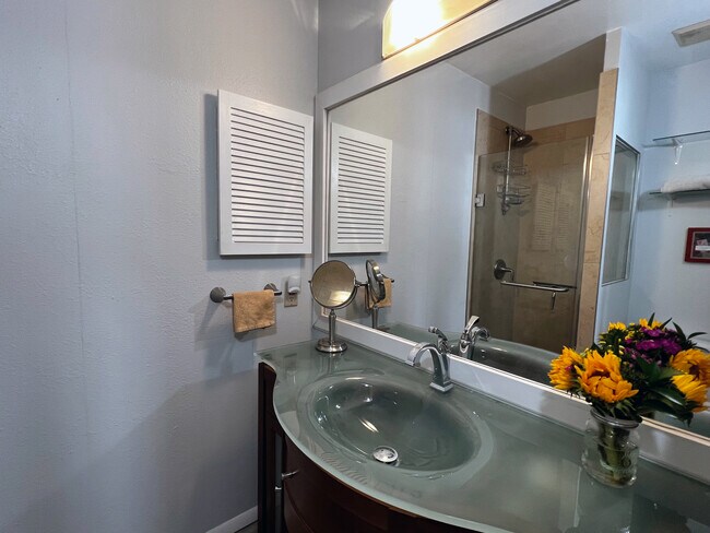 Primary Private Bath - 8033 Countryside Park