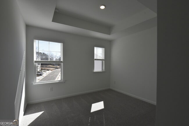 Building Photo - 2839 Rosehall Way