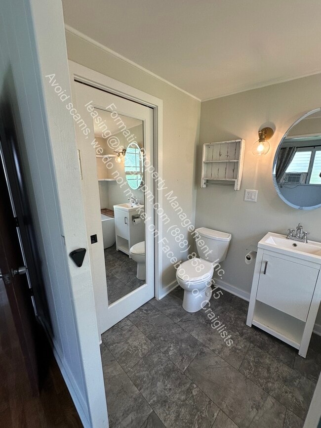 Building Photo - Charming 3-Bedroom Pet-Friendly Home with ...