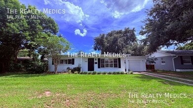 Building Photo - 942 Sherrington Rd