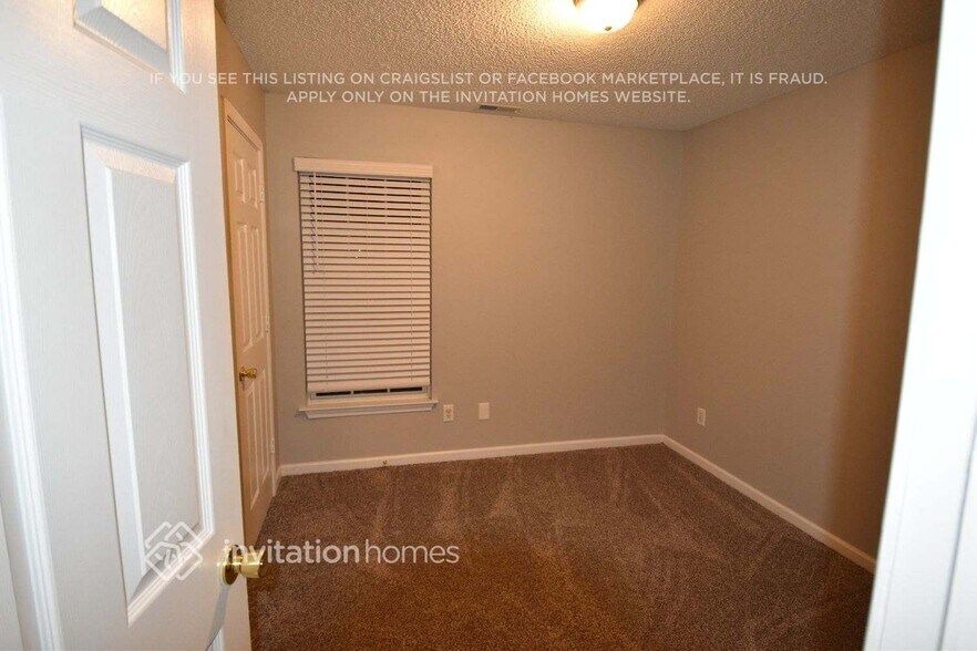 Building Photo - 4251 Barley St SW