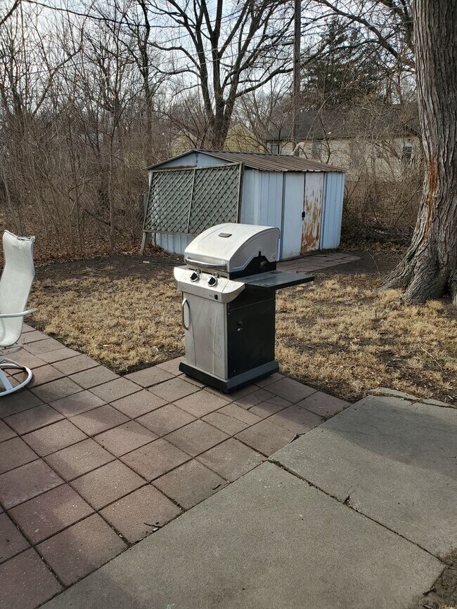 Building Photo - Immaculate 3BR home near parks and trails, eateries and quick highway access