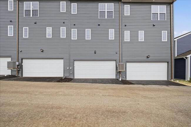 Building Photo - 505 Freeman St
