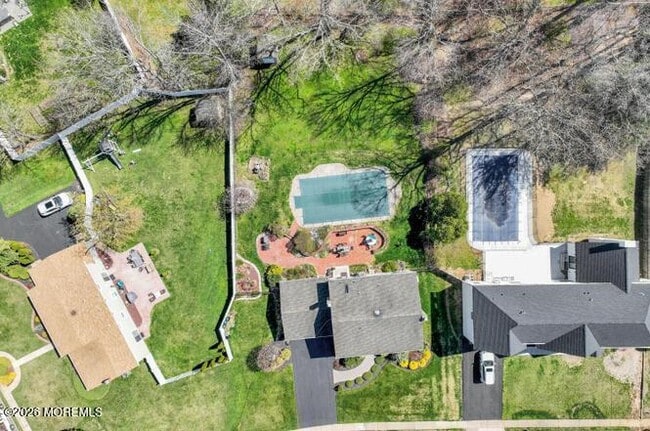 Building Photo - 11 Benet Dr