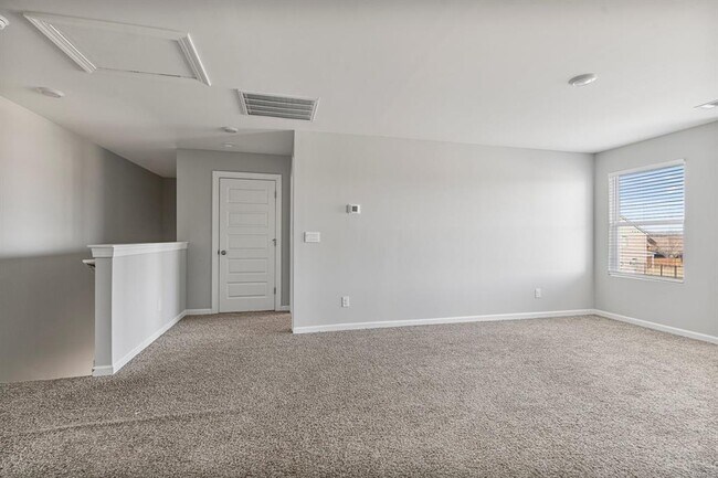 Building Photo - 5619 Wyatt Ct