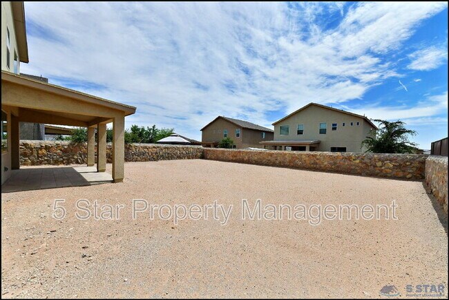 Building Photo - 2840 Tierra De Moyo Pl