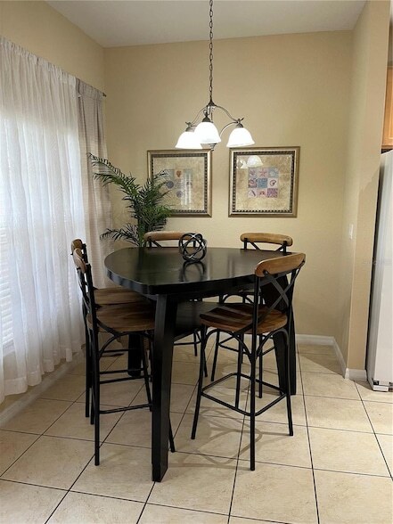 Building Photo - 2459 Caravelle Cir