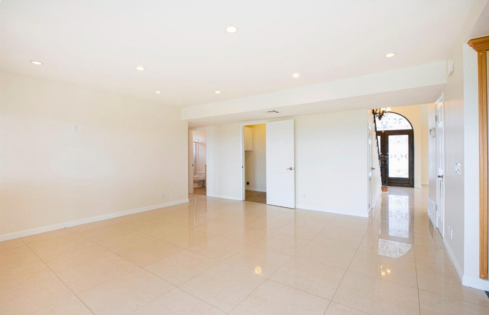 Building Photo - 2735 Joaquin Dr