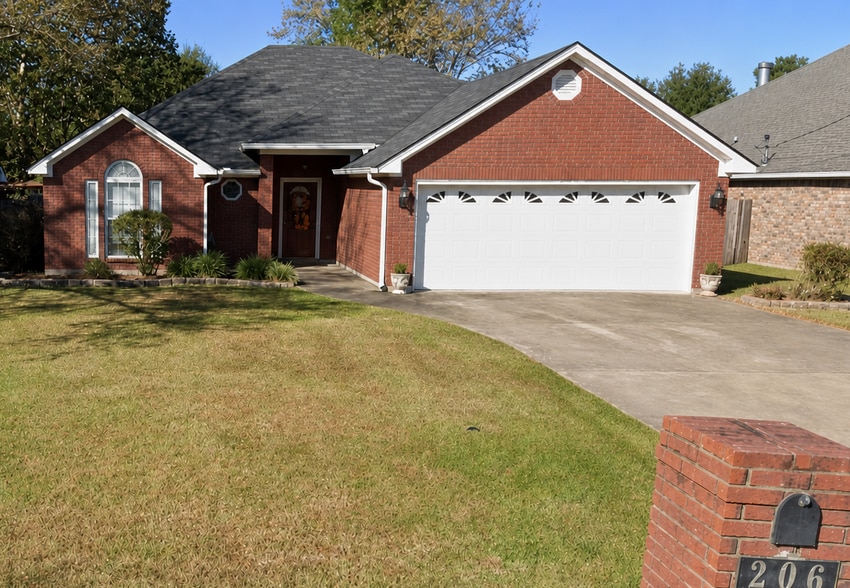Building Photo - 206 Vail Dr